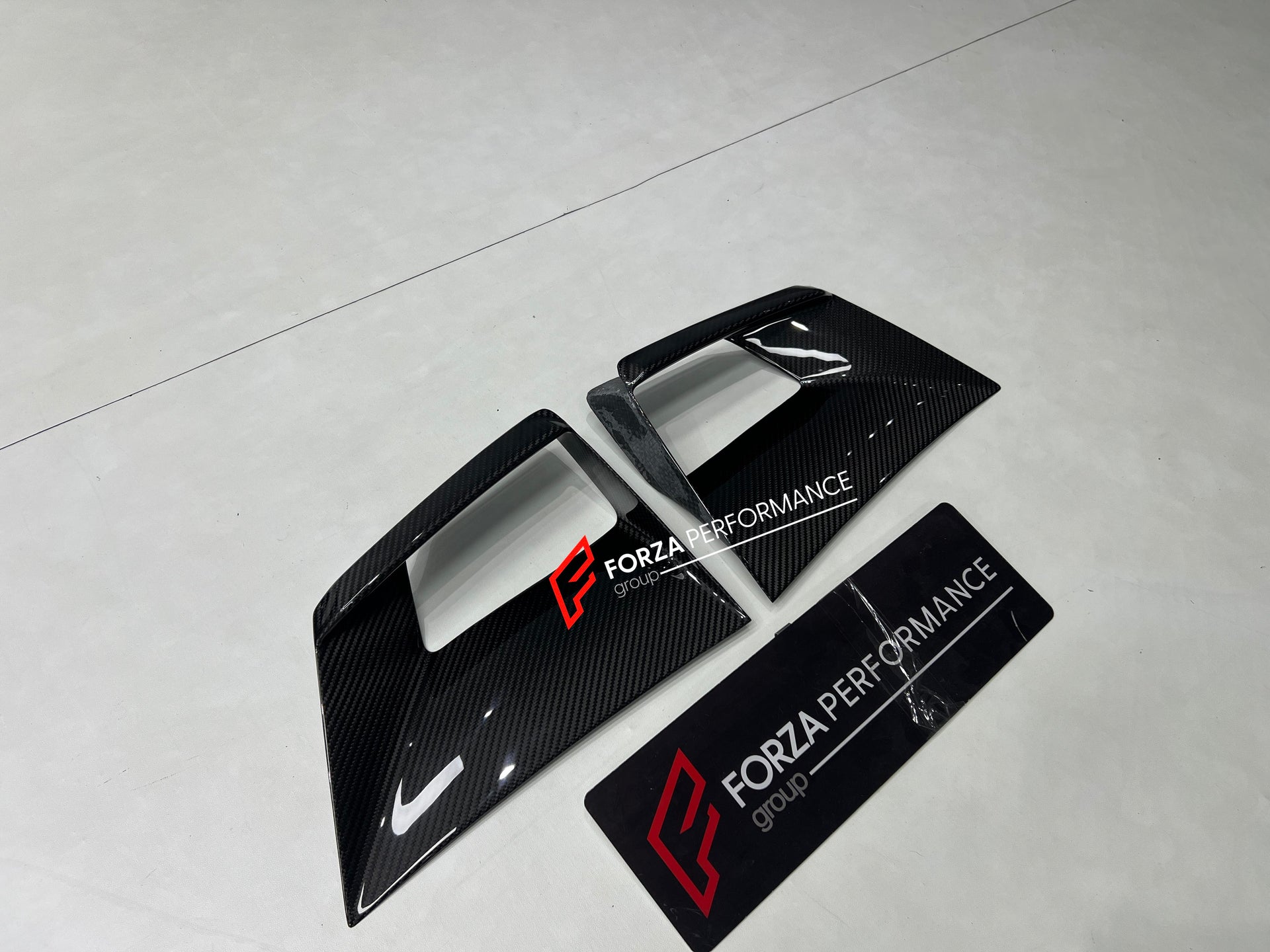 DRY CARBON HOOD INSERTS for LAMBORGHINI HURACAN 2014 - 2024 FORZA PERFORMANCE custom fit buy Ocean Design style design