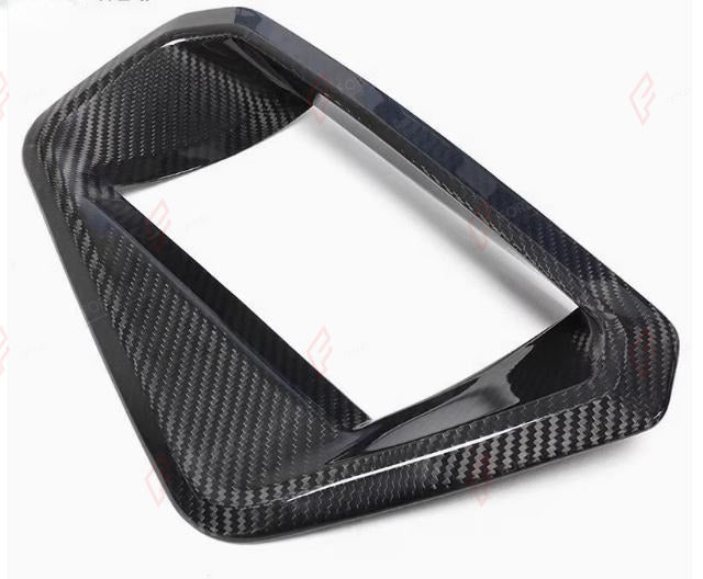 DRY CARBON HUD COVER for BMW M3 G80 2021+
Set includes:

HUD Cover
Material: Dry Carbon

NOTE: For G80 M3 only. Add-on type - installs over the original part. Professional installation is required.