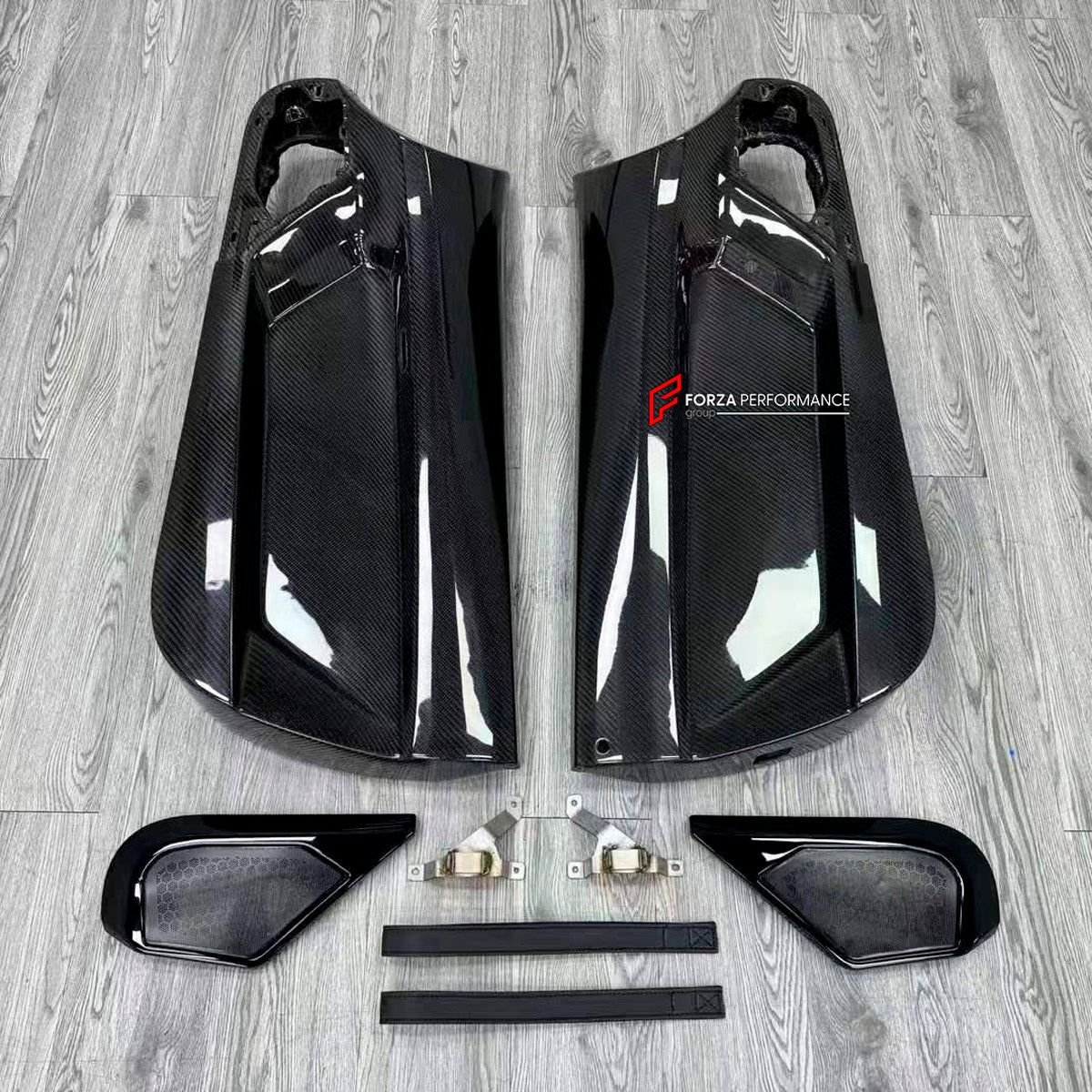 DRY CARBON Inner Door Panel for Lamborghini Aventador LP700 LP720 LP750 2011 - 2022
Set includes:

Inner Door Panel
Material: Dry Carbon

NOTE: Professional installation is required.