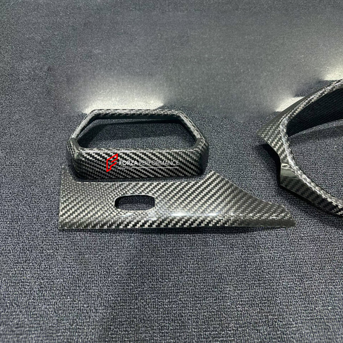 DRY CARBON INTERIOR KIT for LAMBORGHINI URUS SE 2024+

Set includes:
Dashboard Instrument Cluster Trim
Center Console Trim Cover
Rear Center Console Air Vent Cover
Dashboard Trim Kit
Dashboard Side Air Vents Covers
Interior Door Panel Trim

Material: Dry Carbon

NOTE: Professional installation is required.