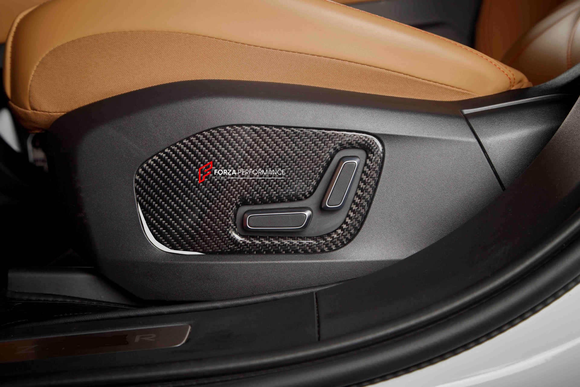DRY CARBON FIBER INTERIOR AND EXTERIOR PARTS FOR ZEEKR 001