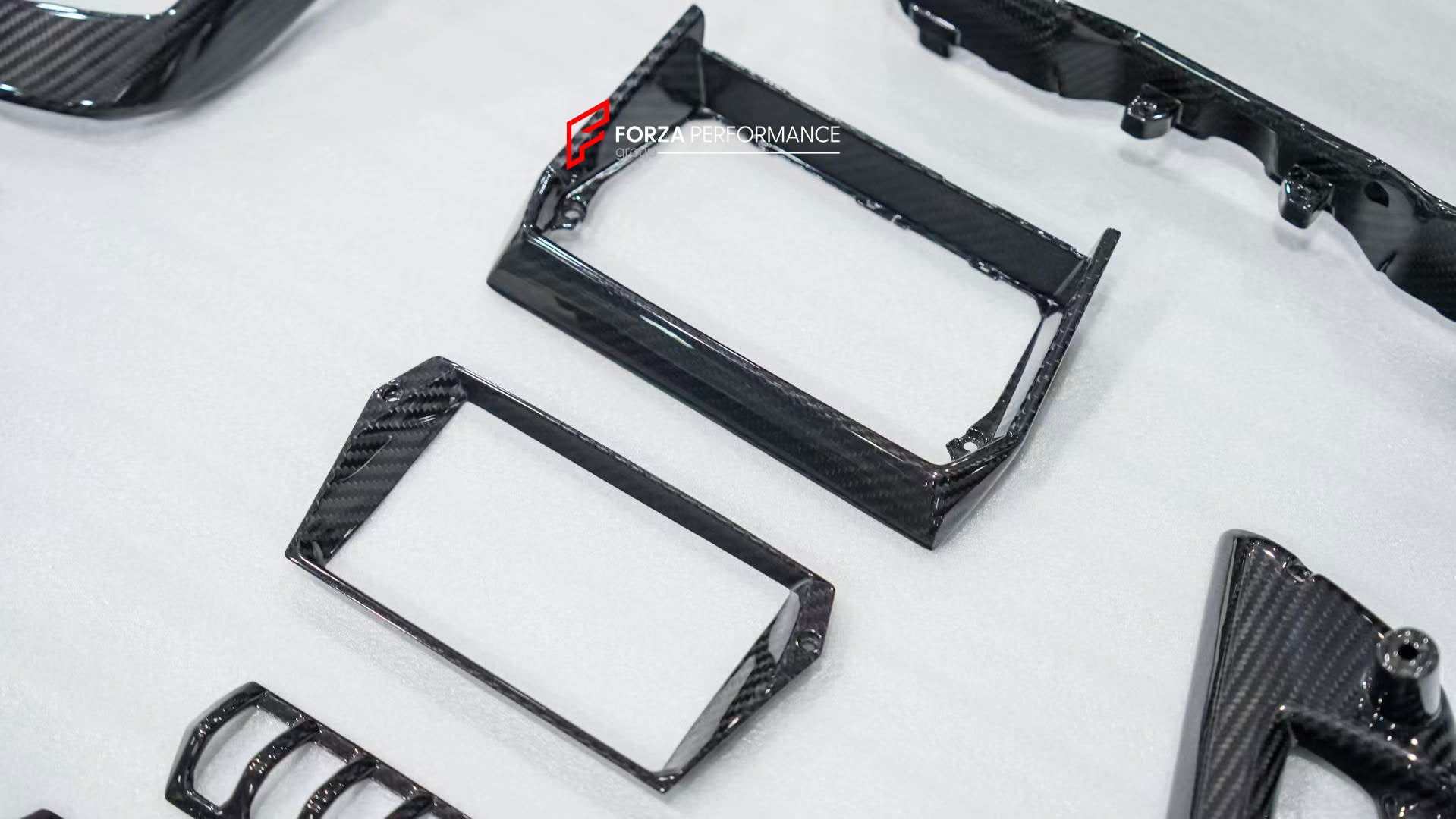DRY CARBON INTERIOR TRIM KIT COVERS for LAMBORGHINI URUS 2018+

Set includes:

Center Console Trims
Dashboard Trims

Paddle Shifters
Door Trims

Material: Dry Carbon

Note: Professional installation is required.