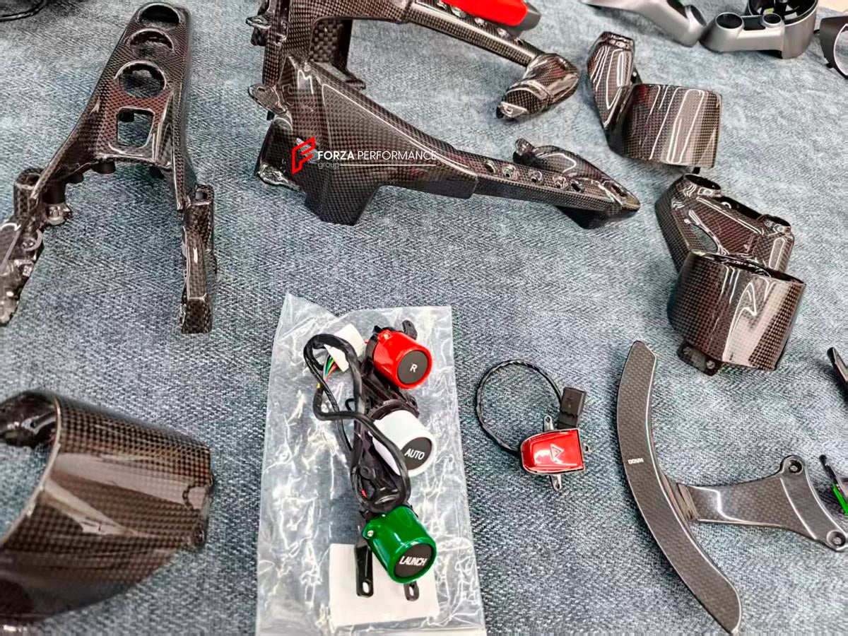 DRY CARBON INTERIOR TRIM KIT for FERRARI F8 Forza Performance Custom fit