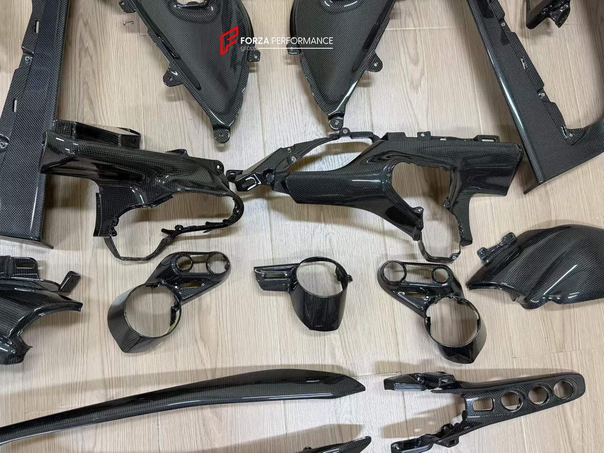DRY CARBON INTERIOR TRIM KIT for FERRARI F8 Forza Performance Custom fit
