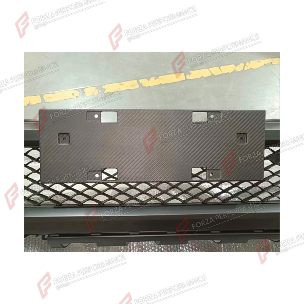 DRY CARBON LICENSE PLATE for MERCEDES-BENZ G-CLASS W464 G63 2019 - 2024

Set includes:
License Plate

Material: Dry Carbon

NOTE: Professional installation is required.