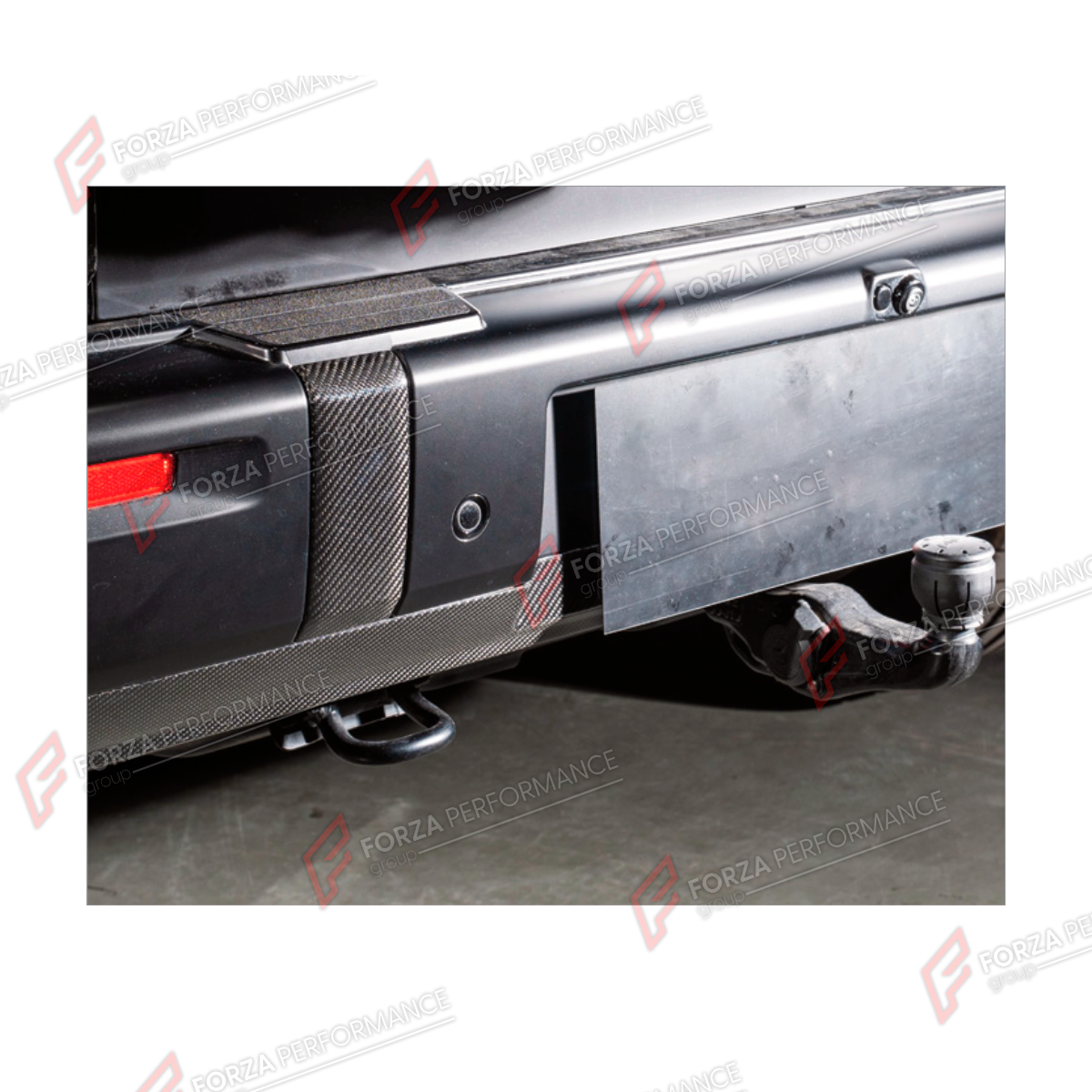 DRY CARBON REAR BUMPER COVER for MERCEDES-BENZ G-CLASS W465 G63 G450D G500 G550 2025+

Set includes:
Rear Bumper Cover

Material: Dry Carbon

NOTE: Professional installation is required.