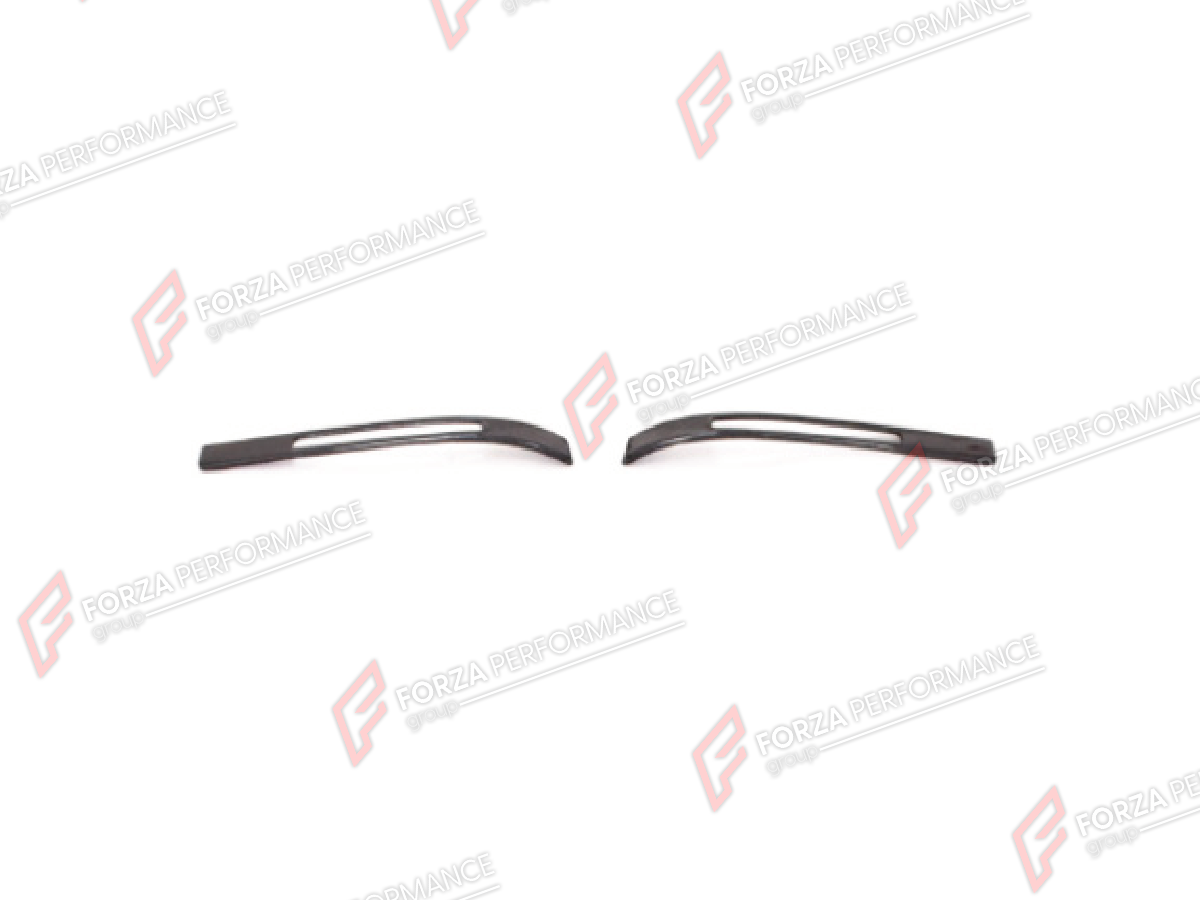 DRY CARBON REAR BUMPER TRIMS for MERCEDES-BENZ G-CLASS W464 G63 2019 - 2024 FORZA PERFORMANCE custom fit B900

Set includes:
Rear Bumper Trims

Material: Dry Carbon

NOTE: Professional installation is required.