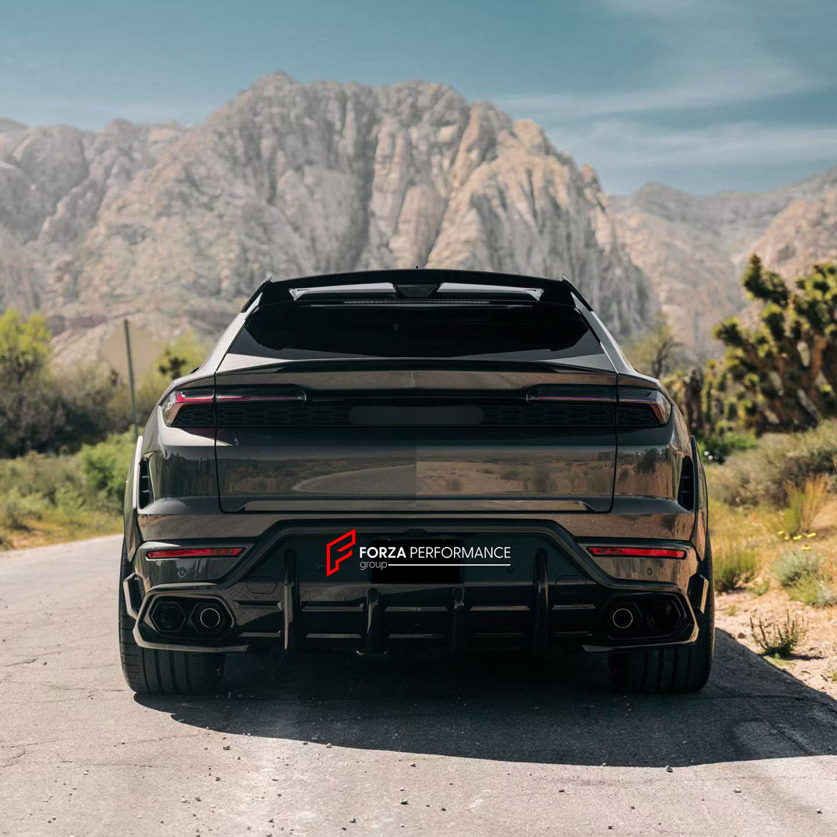 DRY CARBON REAR DIFFUSER AND EXHAUST TIPS for LAMBORGHINI URUS SE 2024+ FORZA PERFORMANCE custom fit U Style

Set includes:
Rear Diffuser
Exhaust Tips

Material: Dry Carbon

NOTE: Professional installation is required.