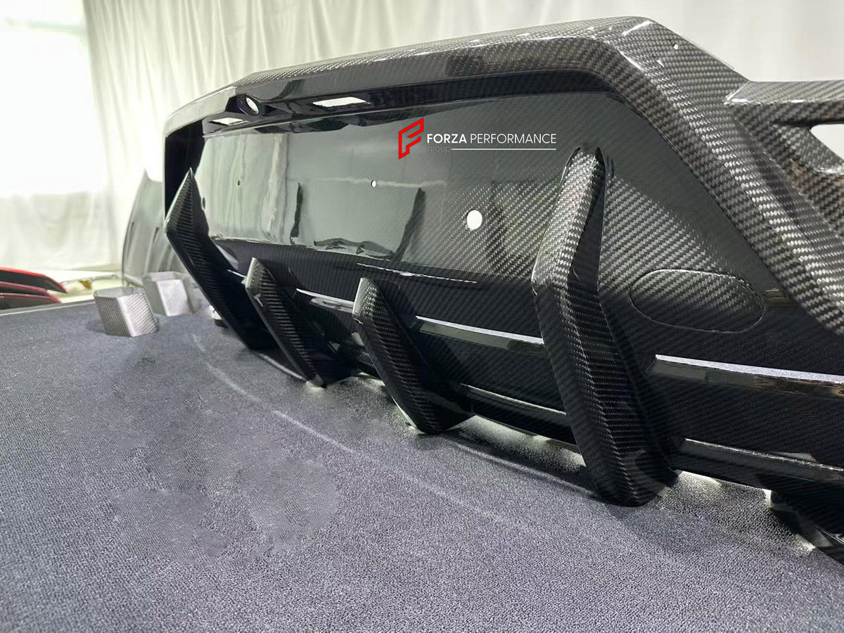 DRY CARBON REAR DIFFUSER AND EXHAUST TIPS for LAMBORGHINI URUS SE 2024+ FORZA PERFORMANCE custom fit U Style

Set includes:
Rear Diffuser
Exhaust Tips

Material: Dry Carbon

NOTE: Professional installation is required.