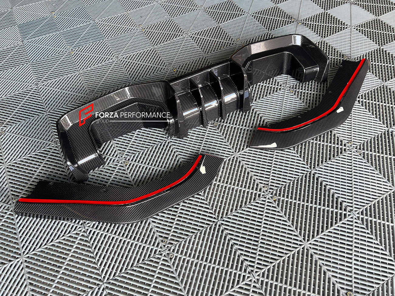 DRY CARBON REAR DIFFUSER for BMW G80 M3 G82 M4 2020+

Set includes:

Rear Diffuser

Material: Dry Carbon

Note: Professional installation is required.
