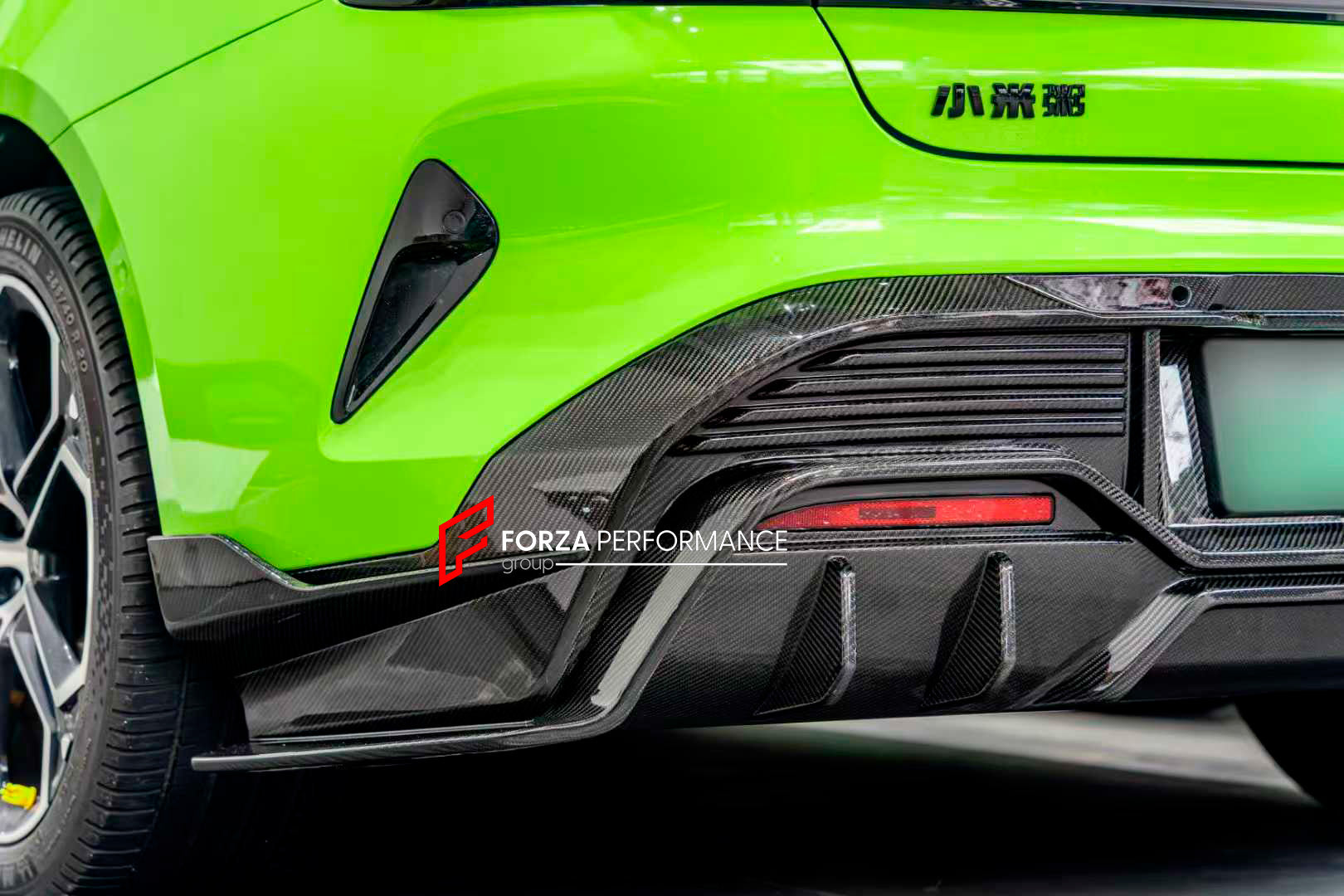 DRY CARBON REAR DIFFUSER for XIAOMI SU7 2024+

Set includes:

Rear Diffuser

Material: Carbon Fiber

Note: Professional installation is required.

CONTACT US FOR PRICING