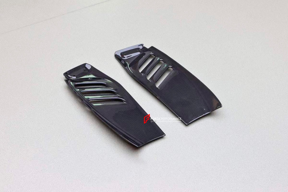 DRY CARBON REAR ENGINE VENT COVER for FERRARI FERRARI F8 2019 - 2022
Set includes:

Rear Engine Vent Cover
Material: Dry Carbon

NOTE: Professional installation is required.