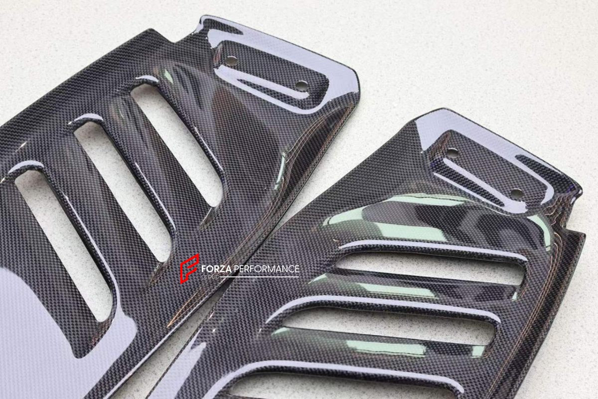 DRY CARBON REAR ENGINE VENT COVER for FERRARI FERRARI F8 2019 - 2022
Set includes:

Rear Engine Vent Cover
Material: Dry Carbon

NOTE: Professional installation is required.