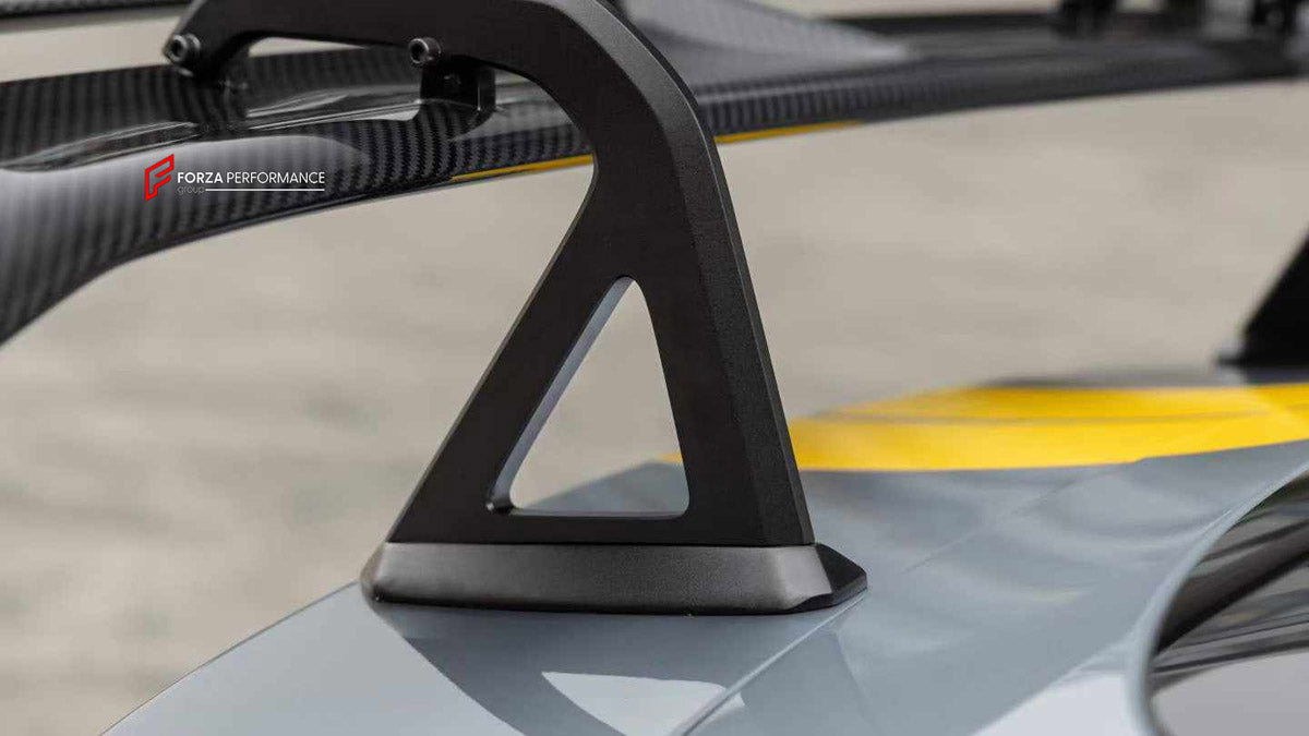 DRY CARBON REAR SPOILER WING AND TRUNK LID for XIAOMI SU7 ULTRA 2025+

Set includes:
Rear Spoiler Wing
Trunk Lid

Material: Dry Carbon

NOTE: Professional installation is required.