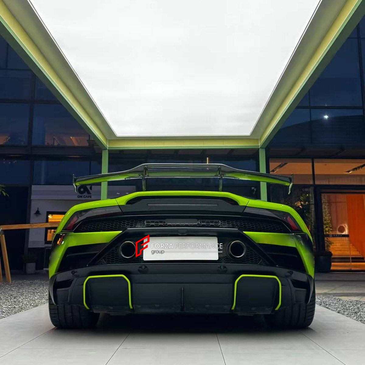 DRY CARBON REAR SPOILER WING for LAMBORGHINI HURACAN EVO 2019 - 2024

Set includes:
Rear Spoiler Wing

Material: Dry Carbon

NOTE: Professional installation is required.