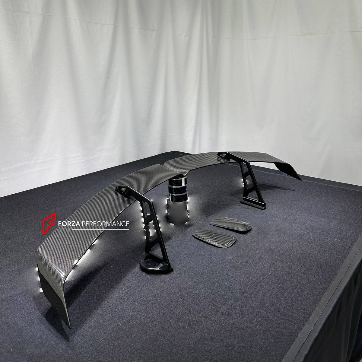DRY CARBON REAR SPOILER WING for MASERATI MC20 2020+ FORZA PERFORMANCE custom fit GT2 Style

Set includes:
Rear Spoiler Wing

Material: Dry Carbon

NOTE: Professional installation is required.