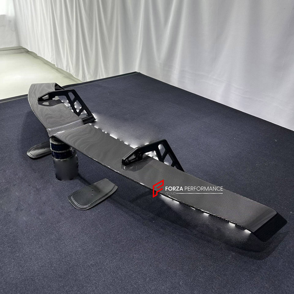 DRY CARBON REAR SPOILER WING for MASERATI MC20 2020+ FORZA PERFORMANCE custom fit GT2 Style

Set includes:
Rear Spoiler Wing

Material: Dry Carbon

NOTE: Professional installation is required.