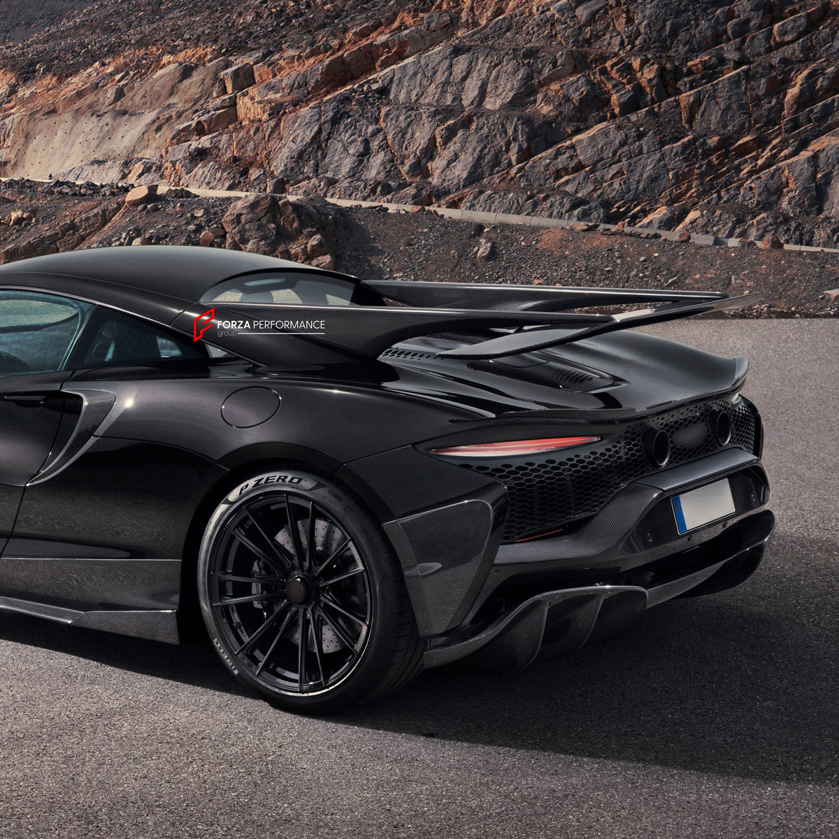 DRY CARBON REAR SPOILER WING for MCLAREN ARTURA 2021+ FORZA PERFORMANCE Novitec
Set includes:

Rear Spoiler Wing
Material: Dry Carbon

NOTE: Professional installation is required.