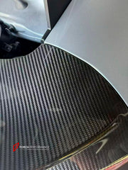 Dry Carbon Rear Spoiler Wing for Porsche 911 992.2 GT3 2024+
Set includes:

Rear Spoiler Wing
Material: Dry Carbon

NOTE: Professional installation is required.