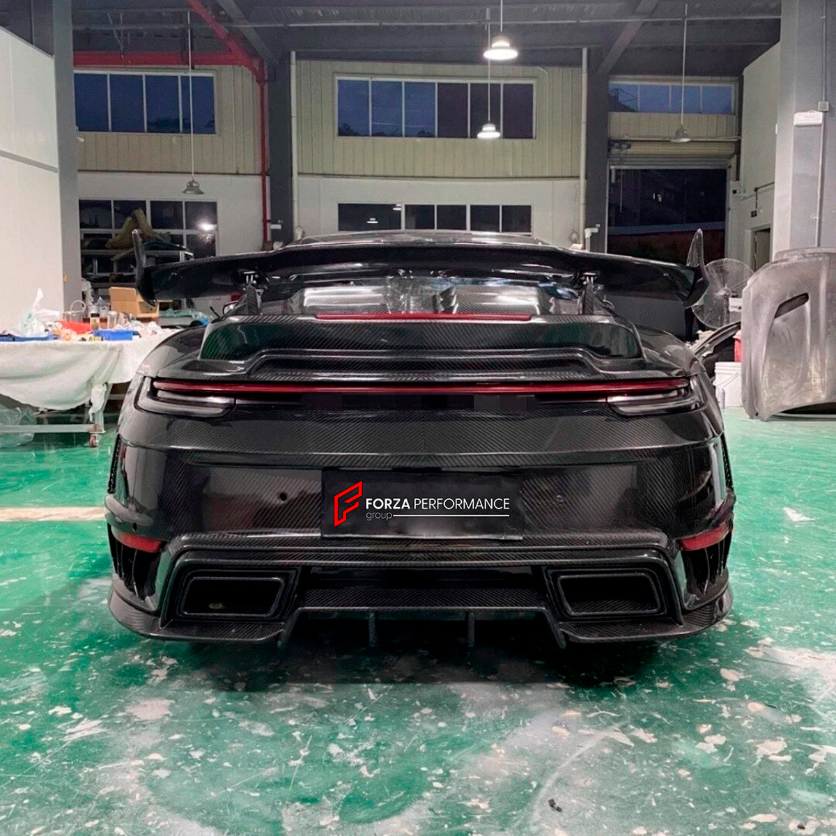 DRY CARBON Rear Spoiler Wing for Porsche 911 992 2019+
Set includes:

Rear Spoiler Wing
Material: Dry Carbon

NOTE: Professional installation is required.