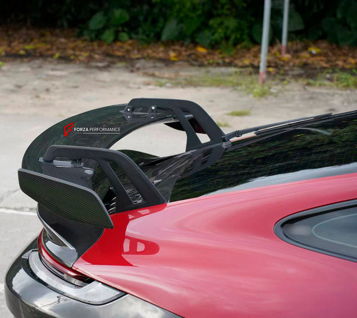 DRY CARBON Rear Spoiler Wing for Porsche 911 992 GT3 2019+
Set includes:

Rear Spoiler Wing
Material: Dry Carbon

NOTE: Professional installation is required.