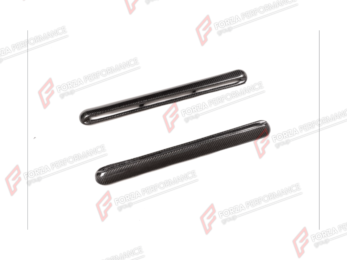 DRY CARBON REAR WINDOW AIR VENT TRIMS for MERCEDES-BENZ G-CLASS W463 2008 - 2018

Set includes:
Rear Window Air Vent Trims

Material: Dry Carbon

NOTE: Professional installation is required.