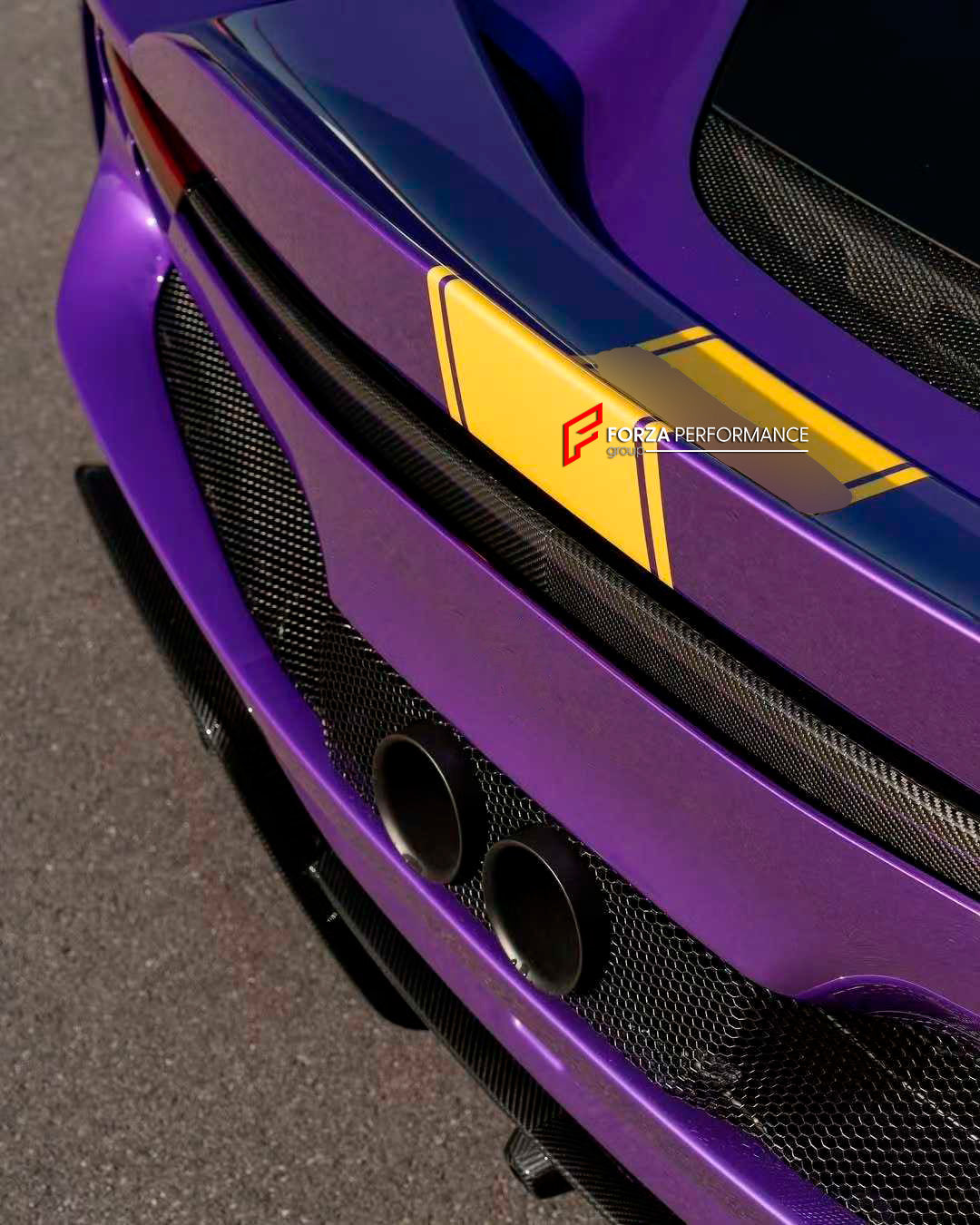 DRY CARBON REAR WING SPOILER for FERRARI 296 GTS GTB FORZA PERFORMANCE NOVITEC N-LARGO WING

Set includes:

Rear Spoiler

Material: Carbon Fiber