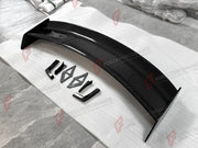 DRY CARBON REAR WING SPOILER for FORD MUSTANG VI S550 2015 - 2023 FORZA PERFORMANCE custom fit GT500 Style

Set includes:
Rear Wing Spoiler
Wing Mounting Brackets

Material: Dry Carbon

NOTE: Professional installation is required.