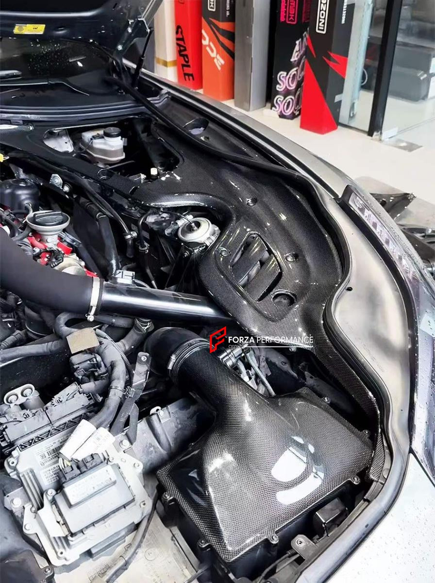 DRY CARBON REPLACEMENT ENGINE BAY KIT for FERRARI GTC4LUSSO 2016 - 2020
Set includes:

Engine Bay Side Panels
Engine Bay Center Cover
Air Box Intake Covers
Material: Dry Carbon

NOTE: Professional installation is required.