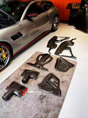 DRY CARBON REPLACEMENT ENGINE BAY KIT for FERRARI GTC4LUSSO 2016 - 2020
Set includes:

Engine Bay Side Panels
Engine Bay Center Cover
Air Box Intake Covers
Material: Dry Carbon

NOTE: Professional installation is required.