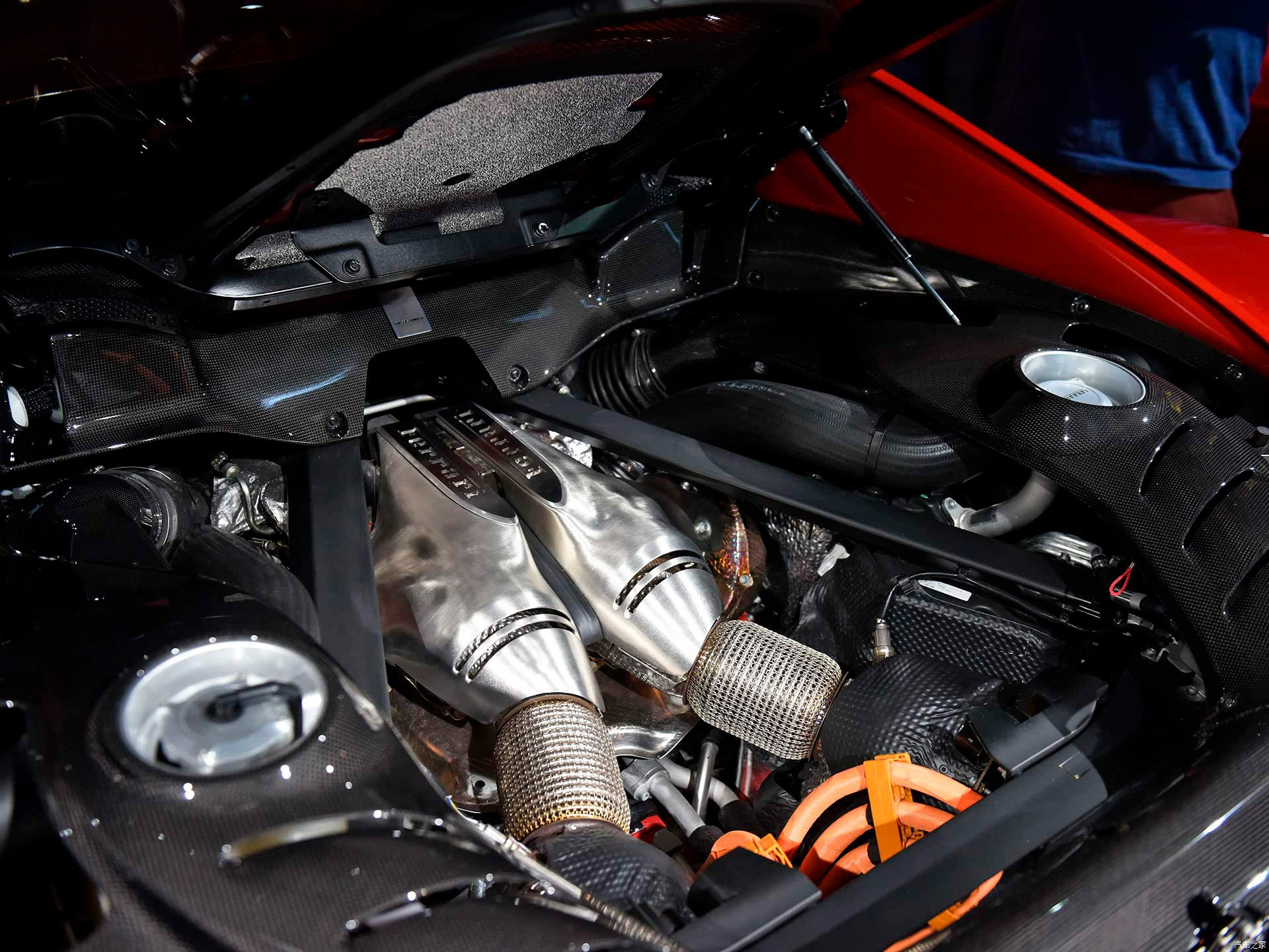 DRY CARBON REPLACEMENT ENGINE COVER for FERRARI 296 GTS GTB

Set includes:

Engine Cover

Material: Dry Carbon

Note: Professional installation is required.

Payment ►
Visa
Master Card
PayPal (Pay via PayPal add 4,4%)
Cryptocurrency
Shipment ►
By express DHL/UPS/TNT/FedEx
To the local international airport
Special line by air
Special line by the sea
To Europe and the UK by train
When purchase please tell us which one you want