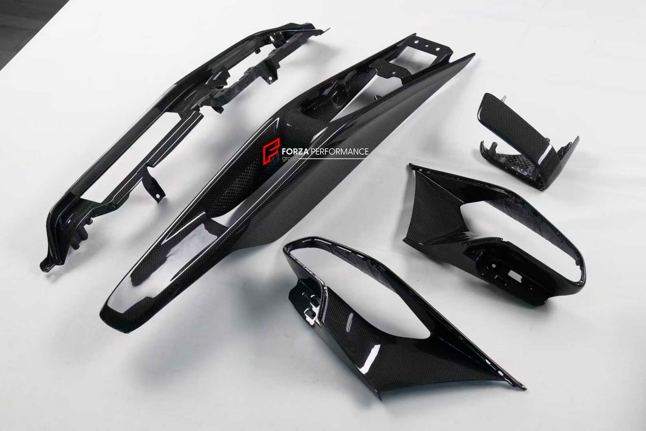 DRY CARBON REPLACEMENT INTERIOR KIT for FERRARI 296 GTS GTB

Set includes:

Dashboard Trims

Air Vent Trims
Central Console Trim

Material: Dry Carbon