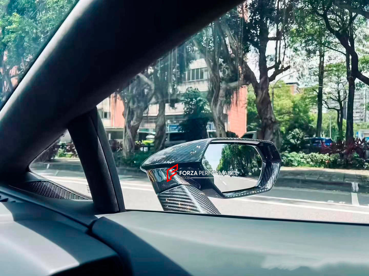 DRY CARBON REPLACEMENT SIDE MIRROR COVERS for LAMBORGHINI HURACAN LP580 LP610 EVO



Set includes:

Side Mirror Covers

Material: Dry Carbon Fiber

Note: Professional installation is required.

CONTACT US FOR PRICING