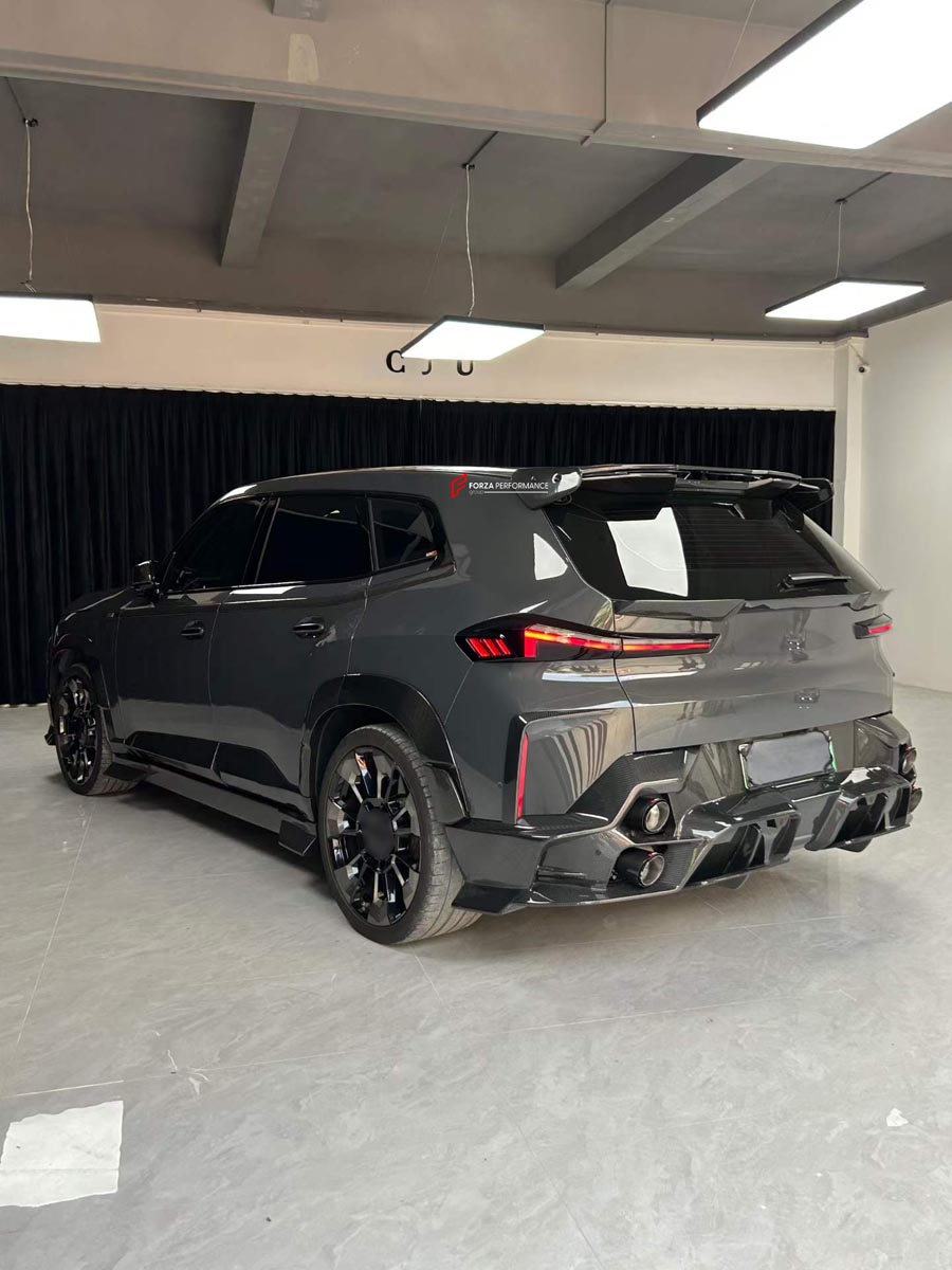 DRY CARBON ROOF SPOILER for BMW XM G09 2023+
Set includes:

Roof Spoiler
Material: Dry Carbon (Can be made in 3K Twill or Forged Pattern)

NOTE: Professional installation is required.