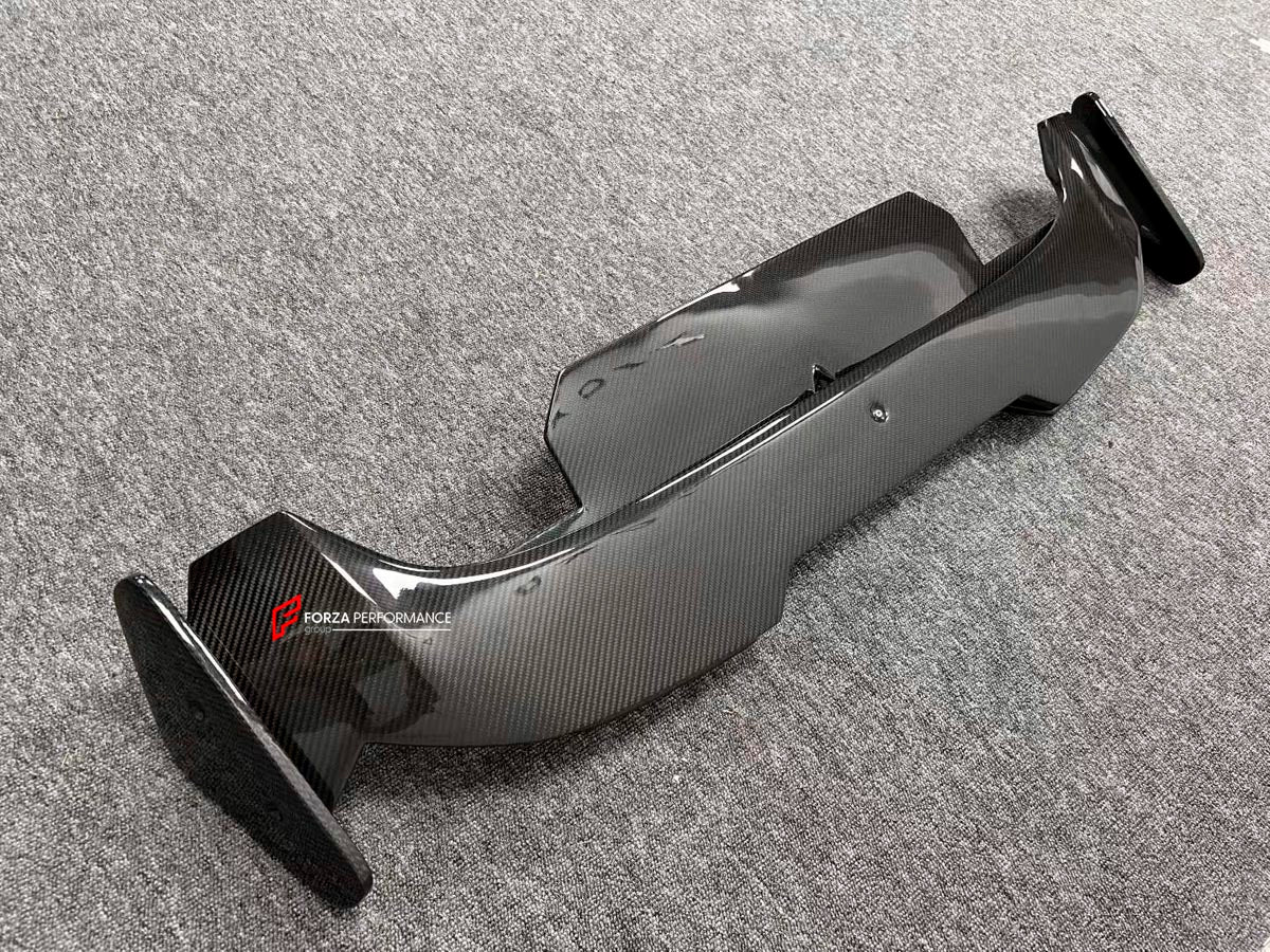 DRY CARBON ROOF SPOILER for BMW XM G09 2023+
Set includes:

Roof Spoiler
Material: Dry Carbon (Can be made in 3K Twill or Forged Pattern)

NOTE: Professional installation is required.