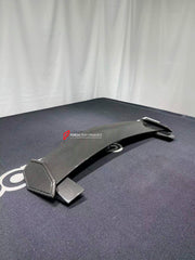 DRY CARBON ROOF SPOILER for LAMBORGHINI URUS SE 2024+
Set includes:

Roof Spoiler
Material: Dry Carbon

NOTE: Professional installation is required.