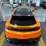 DRY CARBON ROOF SPOILER for LAMBORGHINI URUS SE 2024+
Set includes:

Roof Spoiler
Material: Dry Carbon

NOTE: Professional installation is required.
