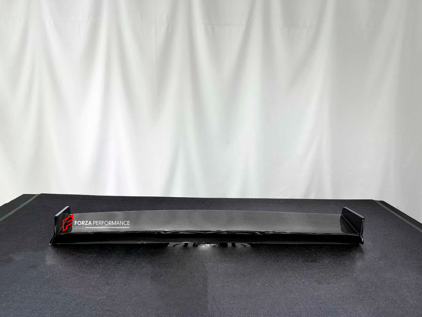 DRY CARBON ROOF SPOILER for MERCEDES BENZ AMG G63 W465 G350 G500 G550 AMG G63 2024+

Set includes:

Roof Spoiler

Material: Dry carbon

NOTE: Professional installation is required

CONTACT US FOR PRICING