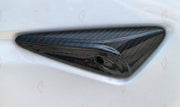DRY CARBON SIDE CAMERA COVERS for TESLA MODEL 3 HIGHLAND 2024+
Set includes:

Side Camera Covers
Material: Dry Carbon

NOTE: Add-on type - installs over the original part. Professional installation is required.