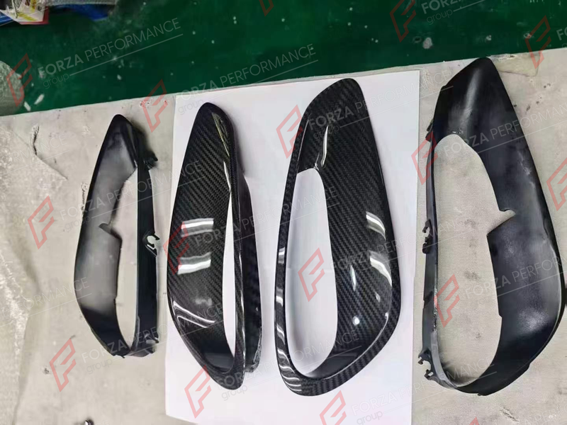DRY CARBON SIDE FENDER VENTS for PORSCHE 911 992 TURBO S 2020+