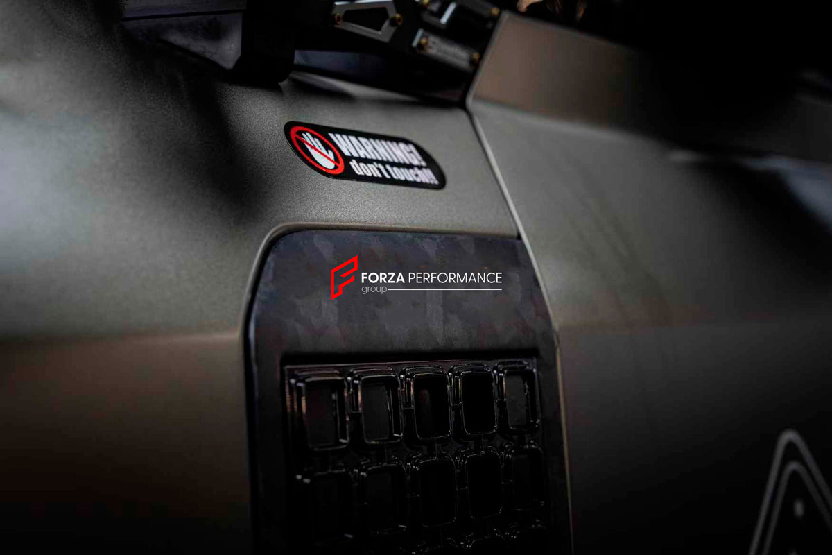 DRY CARBON SIDE FENDERS VENTS for LAND ROVER DEFENDER L663 2019+

Set includes:

Side Fenders Vents

Material: Dry Carbon

Note: Professional installation is required

Payment ►
Visa

Mastercard

PayPal with a credit card (add 4.4% at checkout)
Payoneer
Cryptocurrency
Shipment ►
By express DHL/UPS/TNT/FedEx
To the local international airport
Special line by air
Special line by the sea
To Europe and the UK by train

Please let us know which shipping option you prefer.