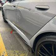 DRY CARBON SIDE SKIRTS for BMW M5 G90 G99 2024+

Set includes:
Side Skirts

Material: Dry Carbon

NOTE: Professional installation is required.