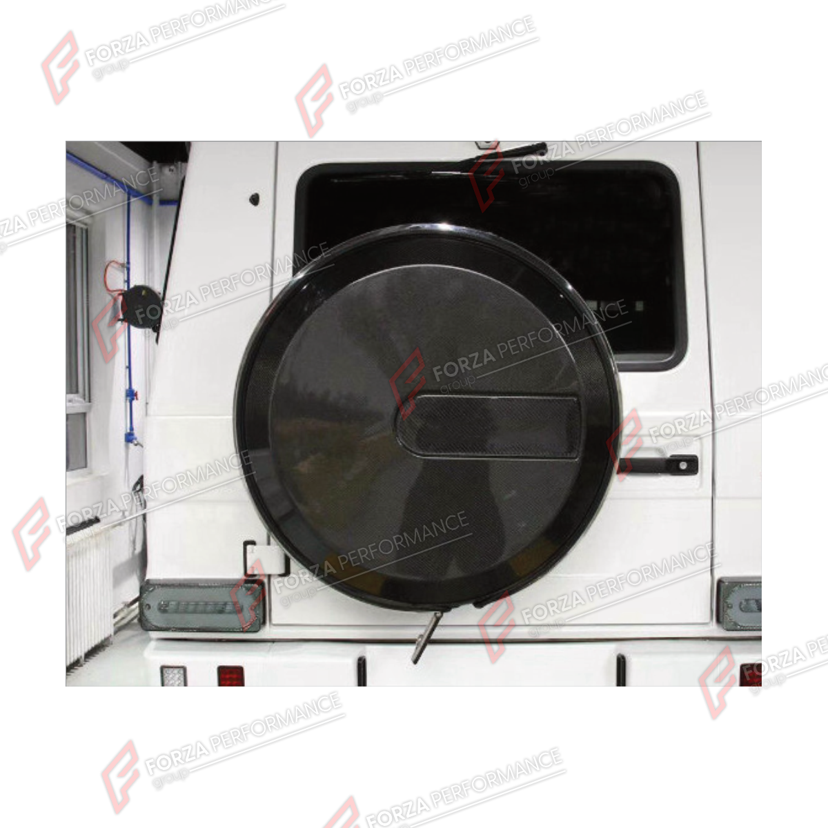 DRY CARBON SPARE WHEEL TIRE COVER for MERCEDES-BENZ G-CLASS W464 2019 - 2024 FORZA PERFORMANCE custom fit OEM Style

Set includes:
Spare Wheel Tire Cover

Material: Dry Carbon

NOTE: Professional installation is required.