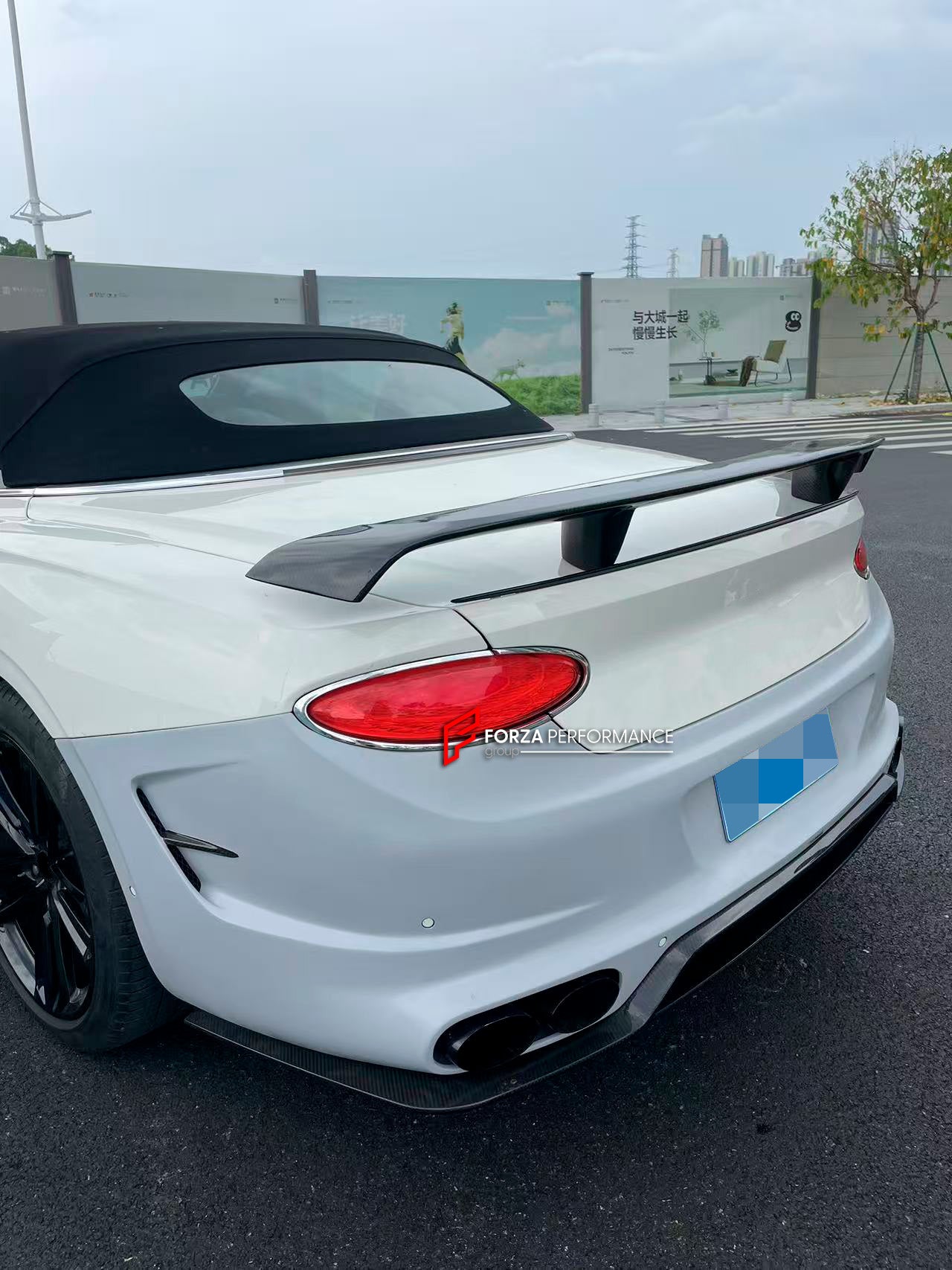 DRY CARBON WIDE BODY KIT for BENTLEY CONTINENTAL GT GTC 2018 - 2024

Set includes:
Front Lip
Front Bumper
Front Bumper Trims
Grille
Hood / Bonnet
Front Fenders
Side Mirror Covers
Side Trims
Side Skirts
Folding Roof Cover
Rear Spoiler
Rear Bumper
Rear Diffuser

Material: Dry Carbon

Note: Professional installation is required.