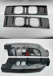 DRY CARBON WIDE BODY KIT for LAND ROVER DEFENDER L663 90 2020+

Set includes:

Front Lip
Front Bumper Trims
Front Grille
Hood Bonnet
Side Mirrors Covers
Front Fenders
Roof Led Bar
Side Skirts
Rear Fenders
Rear Trunk Cover
Rear Bumper
Rear Diffuser
Exhaust Tips

Material: Dry Carbon

Note: Professional installation is required.