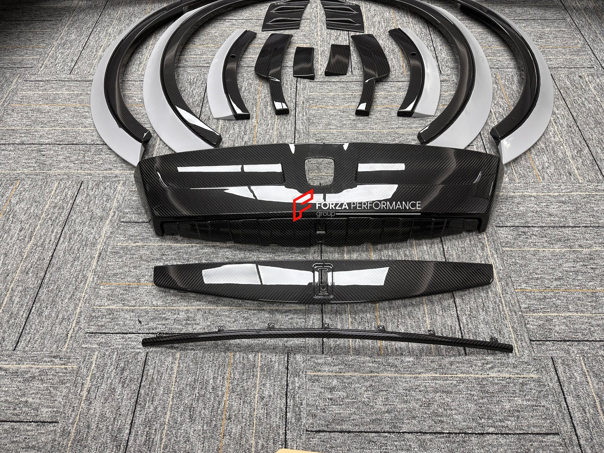 DRY CARBON WIDE BODY KIT for ROLLS ROYCE CULLINAN SERIES 2 2025+ custom fit MANSORY CULLINAN MY2025
