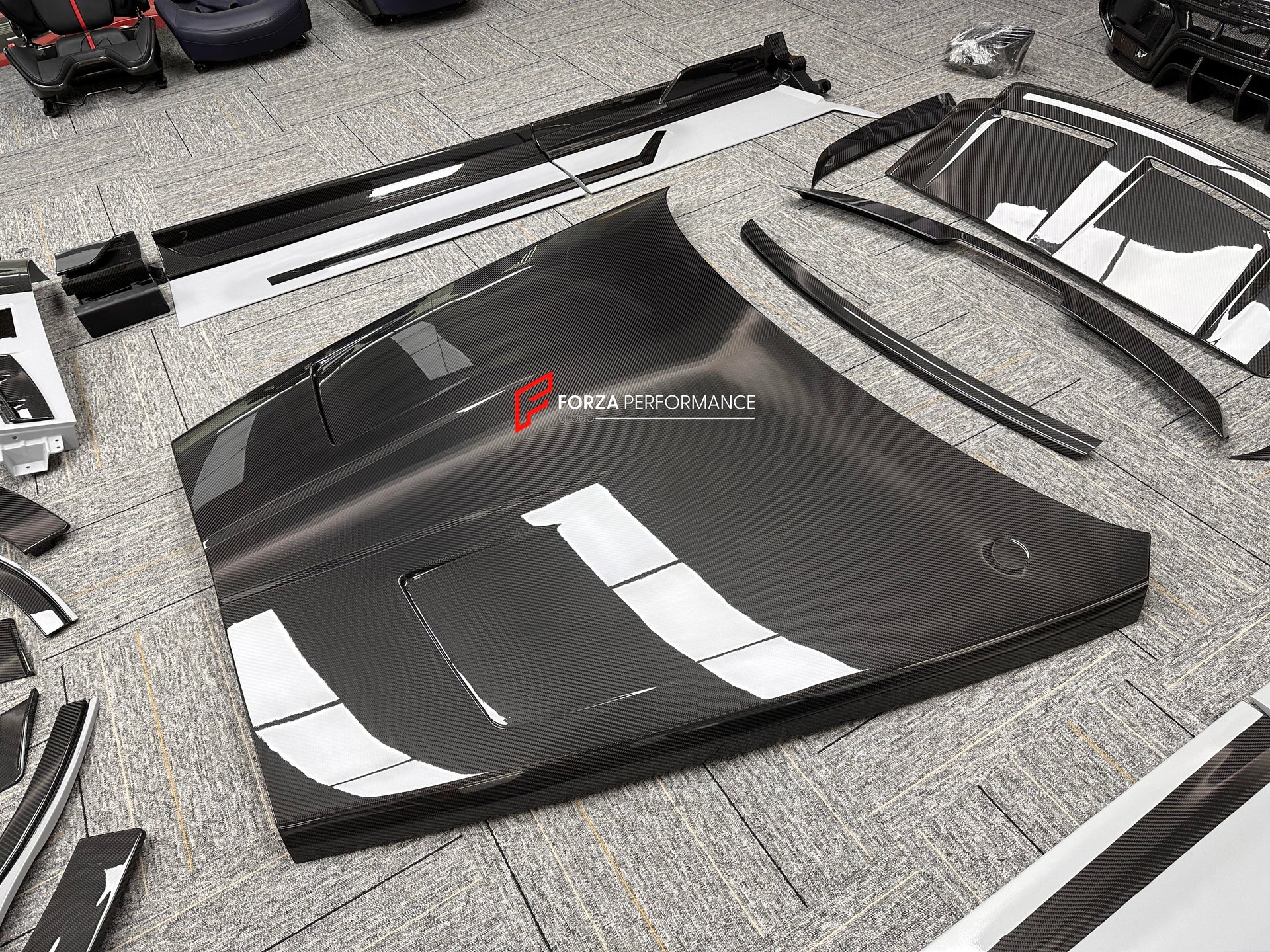 DRY CARBON WIDE BODY KIT for ROLLS ROYCE CULLINAN SERIES 2 2025+ custom fit MANSORY CULLINAN MY2025