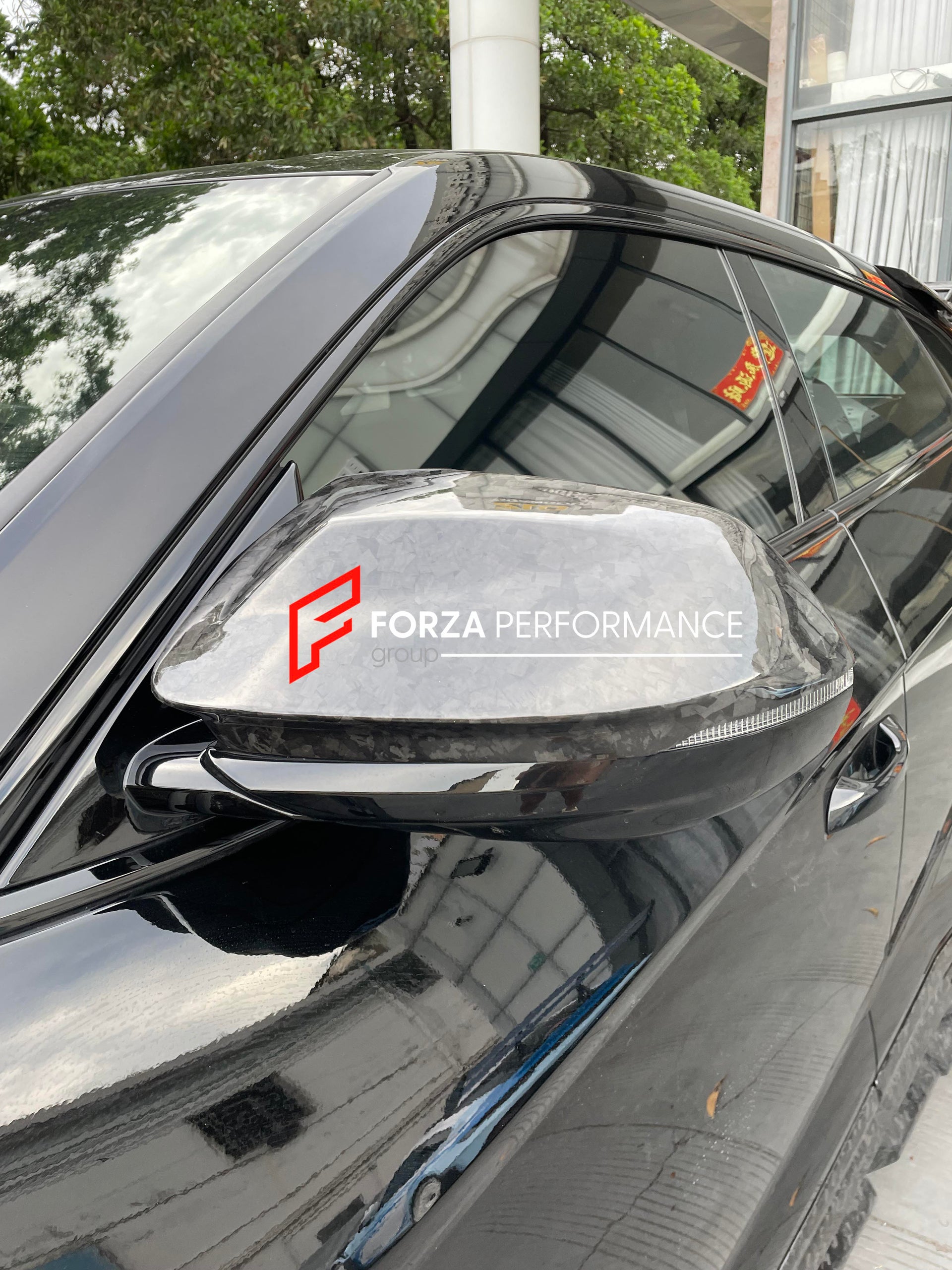 DRY CARBON WIDEBODY KIT for LAMBORGHINI URUS SE 2025 Forza Performance custom fit buy Mansory style design