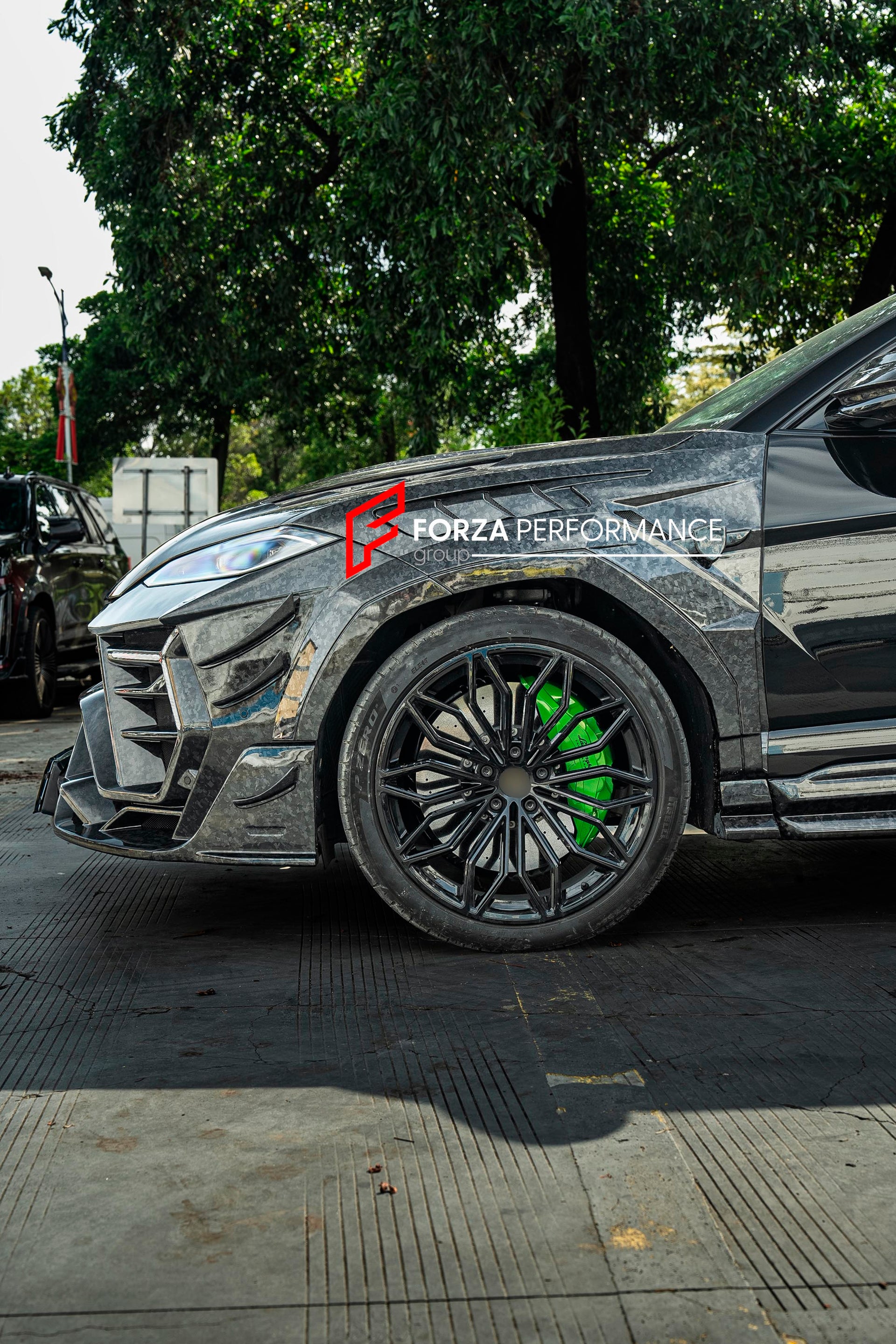 DRY CARBON WIDEBODY KIT for LAMBORGHINI URUS SE 2025 Forza Performance custom fit buy Mansory style design