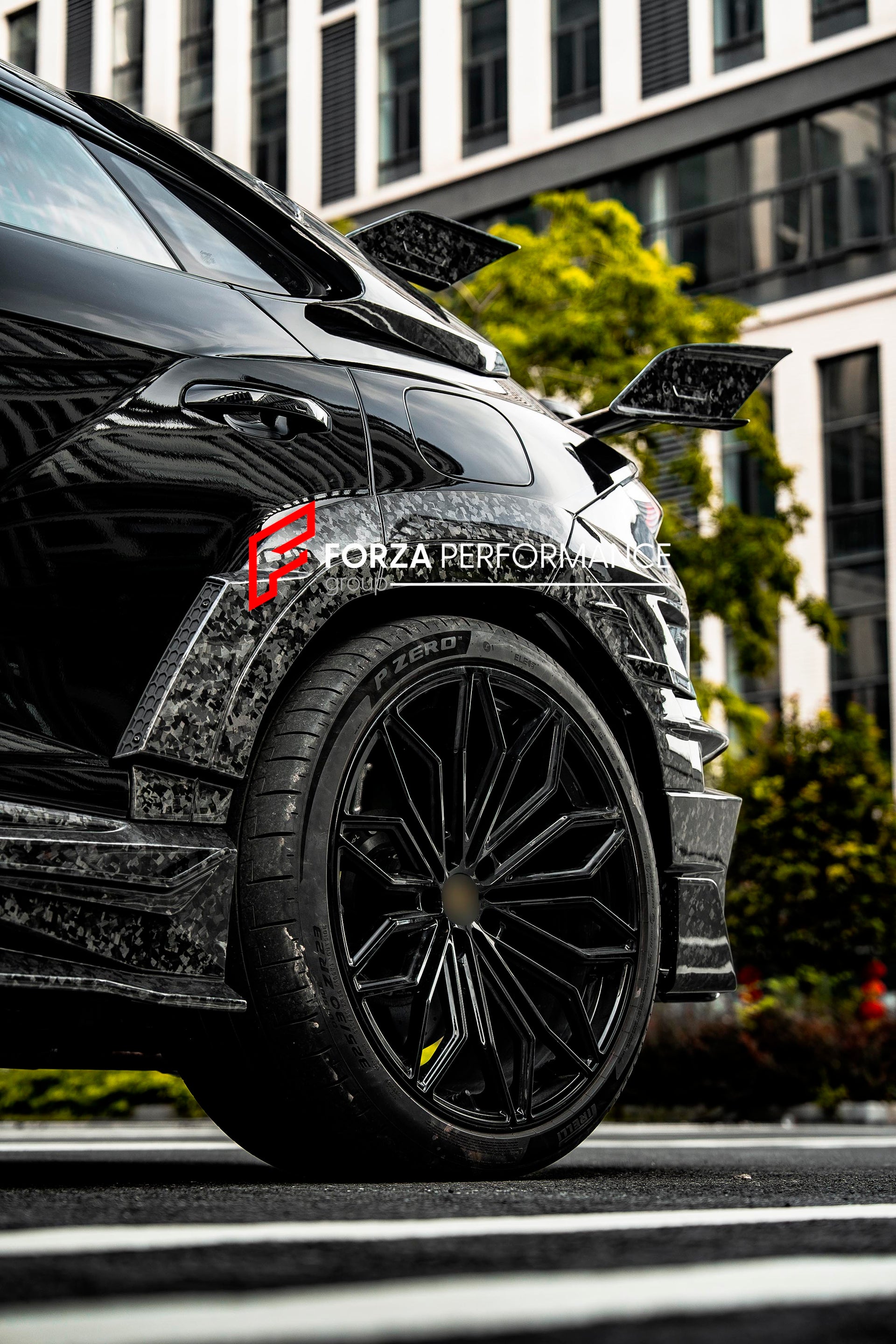 DRY CARBON WIDEBODY KIT for LAMBORGHINI URUS SE 2025 Forza Performance custom fit buy Mansory style design